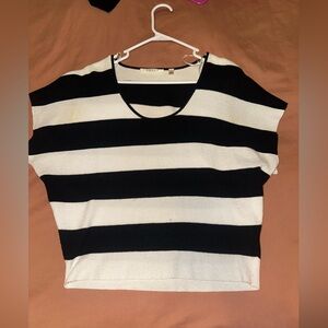 Black and white short sleeve crew neck sweater